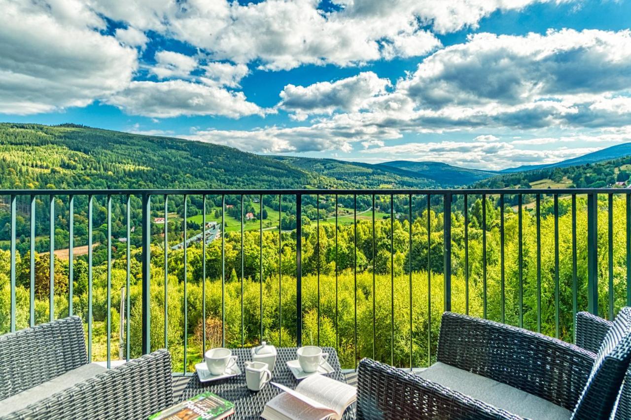 Beatris Resort Świeradów-Zdrój Exteriör bild