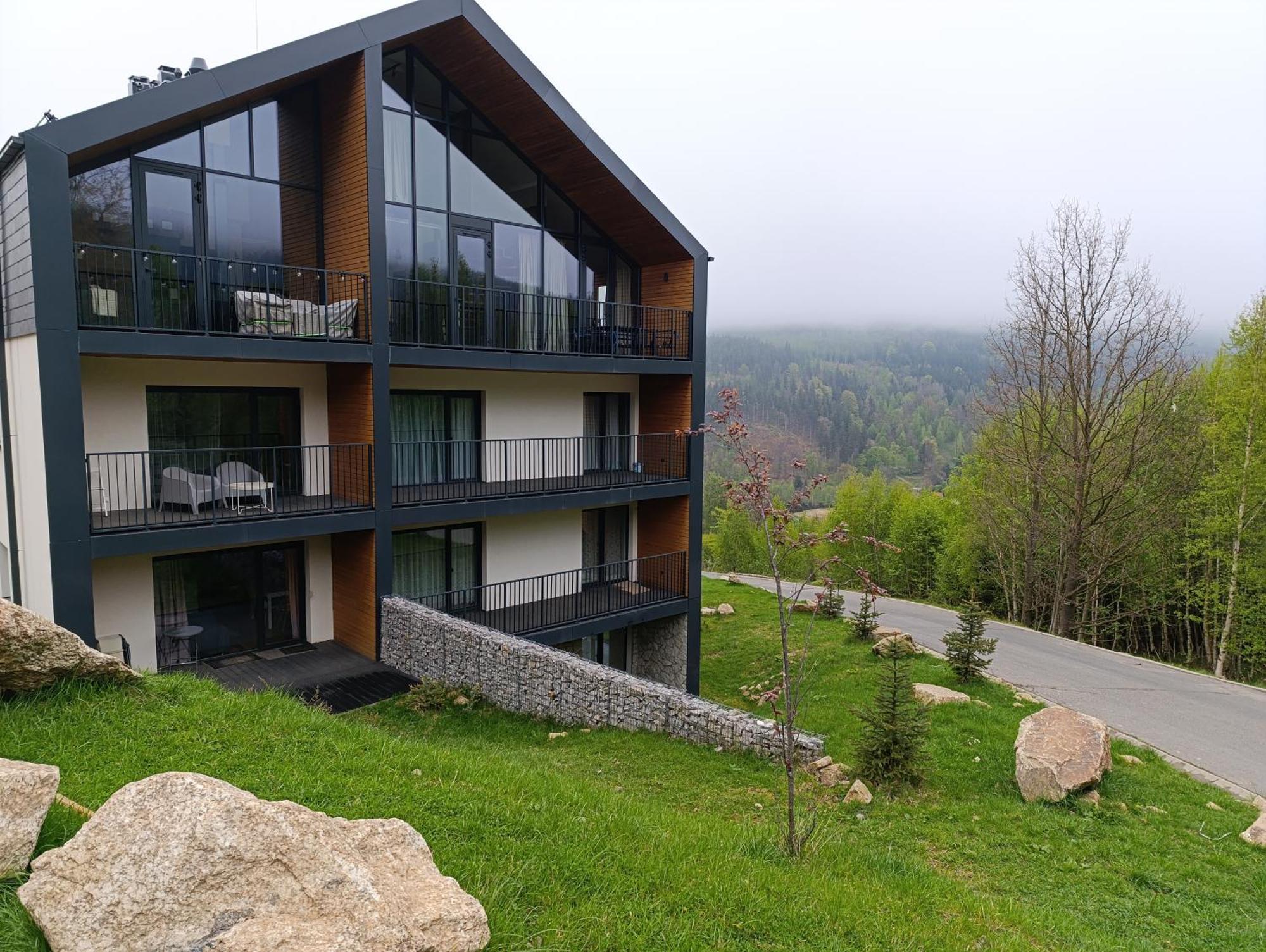 Beatris Resort Świeradów-Zdrój Exteriör bild